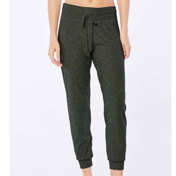 Beyond Yoga Pants - Beyond Yoga Featherweight Spacedye Aviator Green Joggers